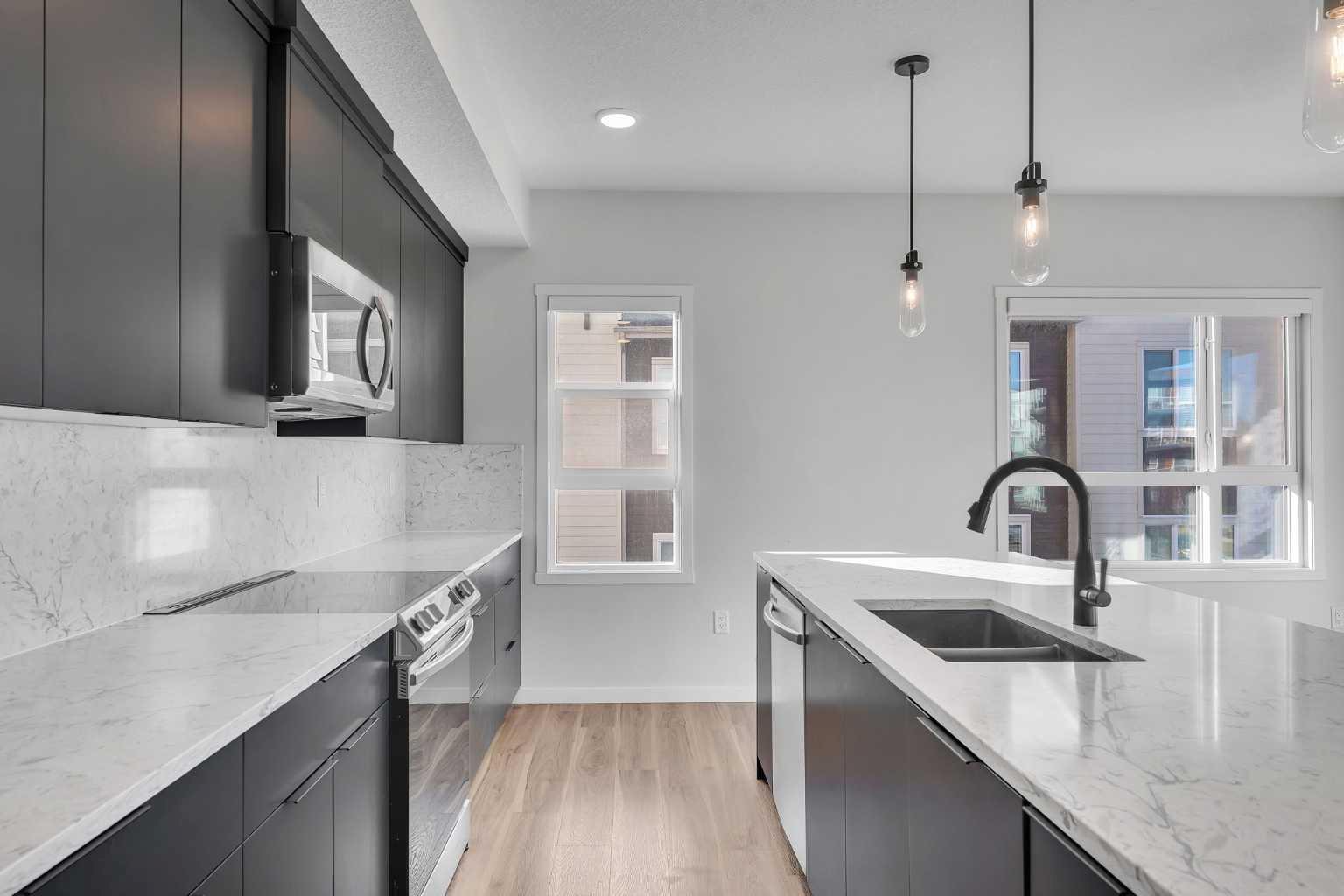 360 Harvest Hills Way NE 201