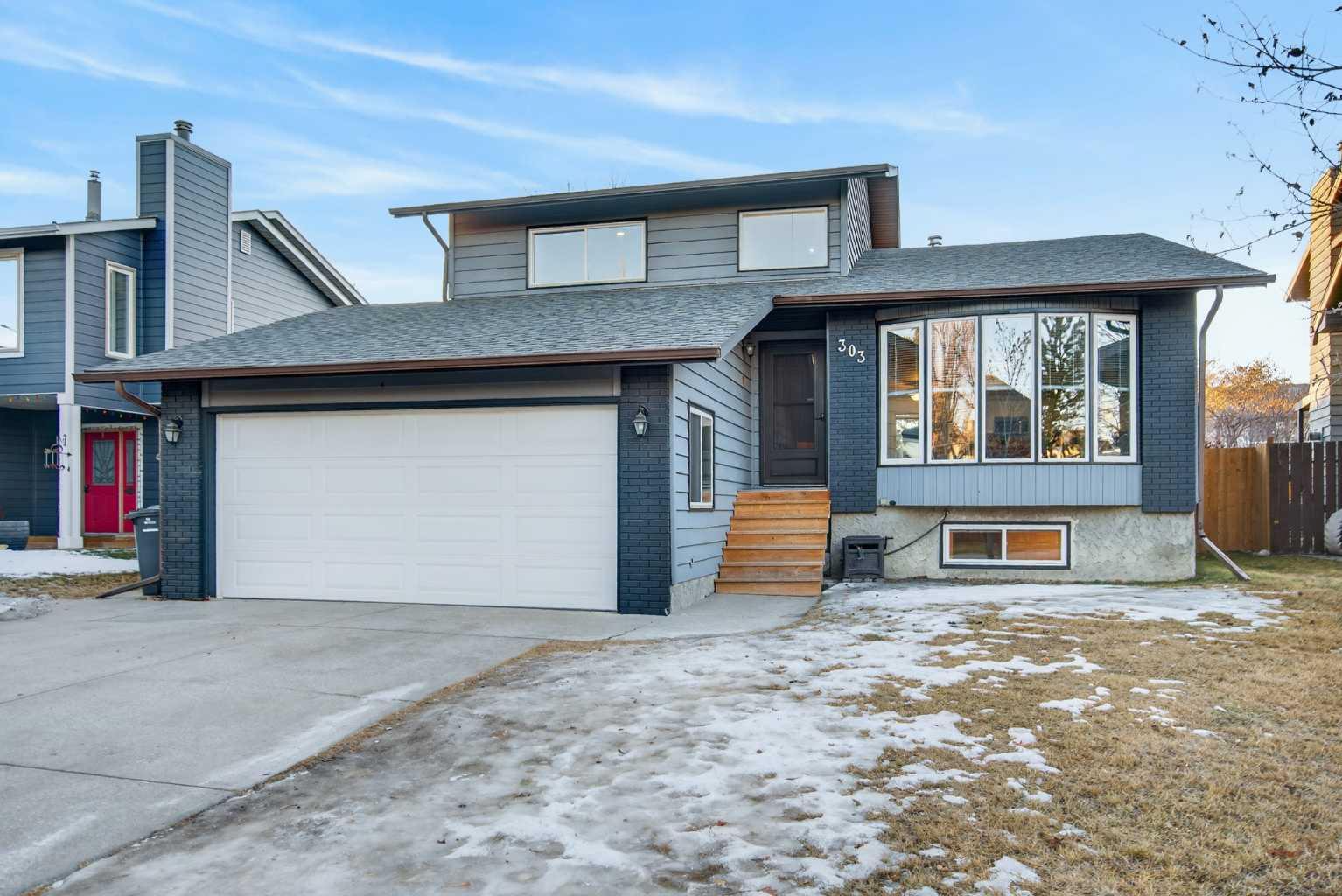 303 Woodside Place