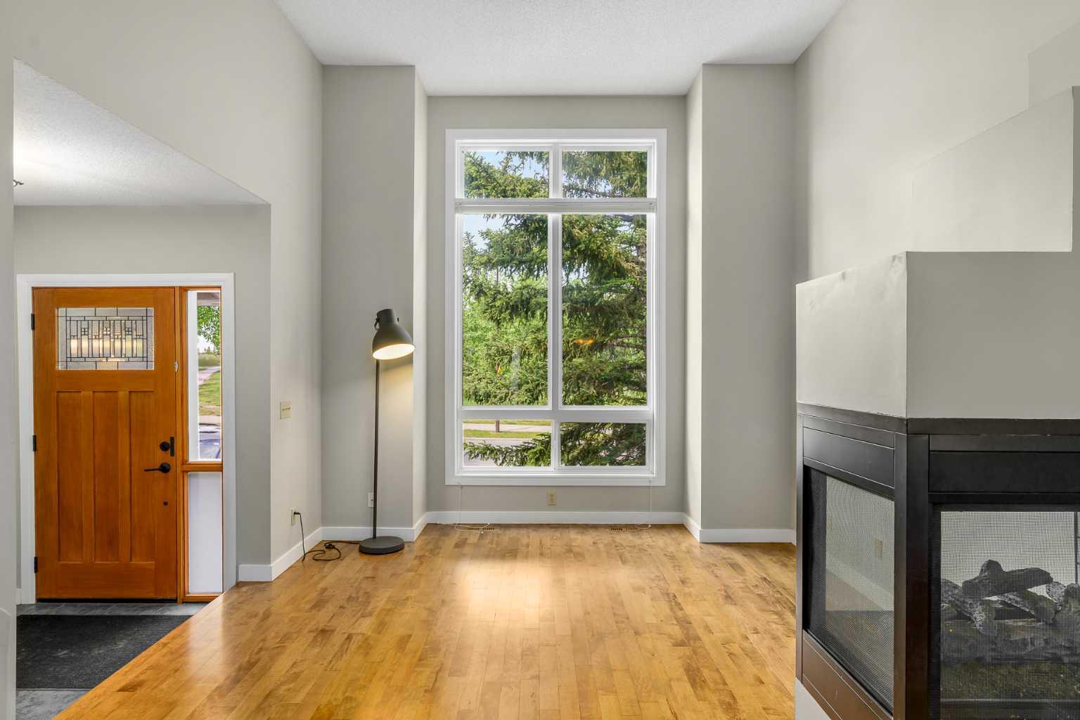 271 Millrise Drive SW