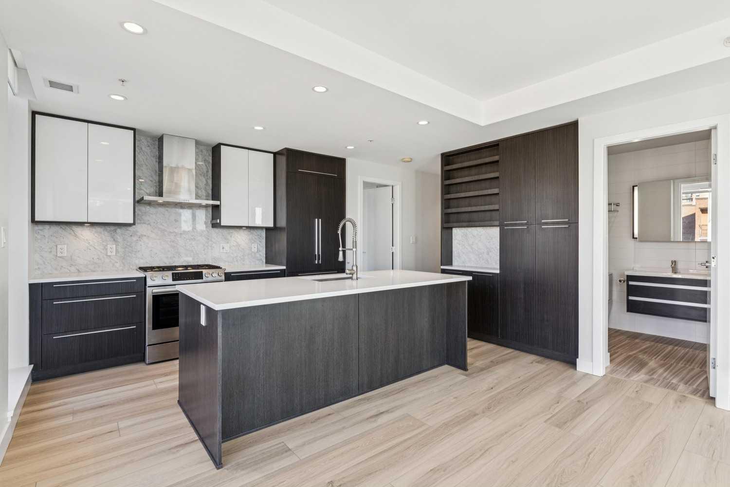 930 16 Avenue SW 602