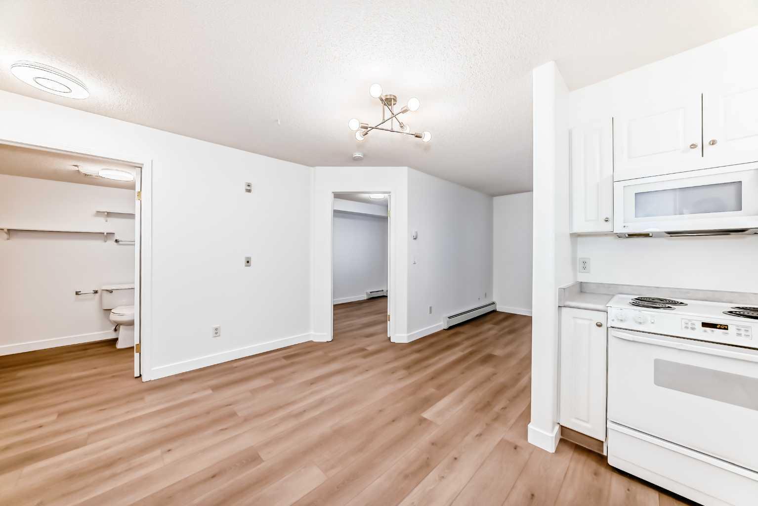 6818 Pinecliff Grove NE 3129