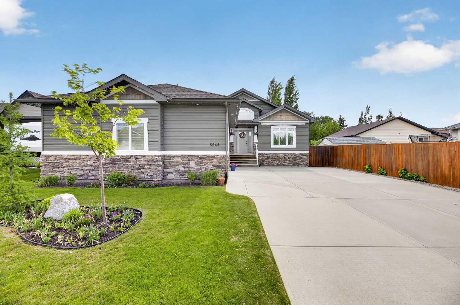 5946 Park Meadows Crescent