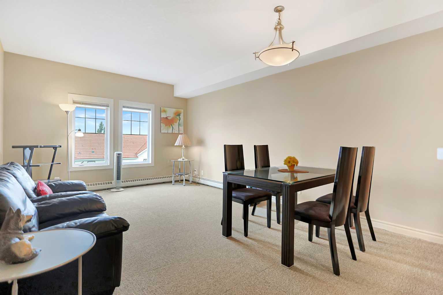 30 Royal Oak Plaza NW 420