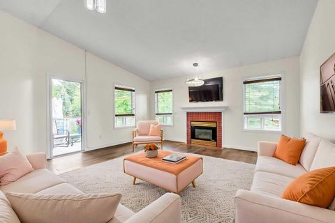 Photo of 68 Catalina Circle NE, Calgary, AB T1Y 7B7 (MLS # A2313740)