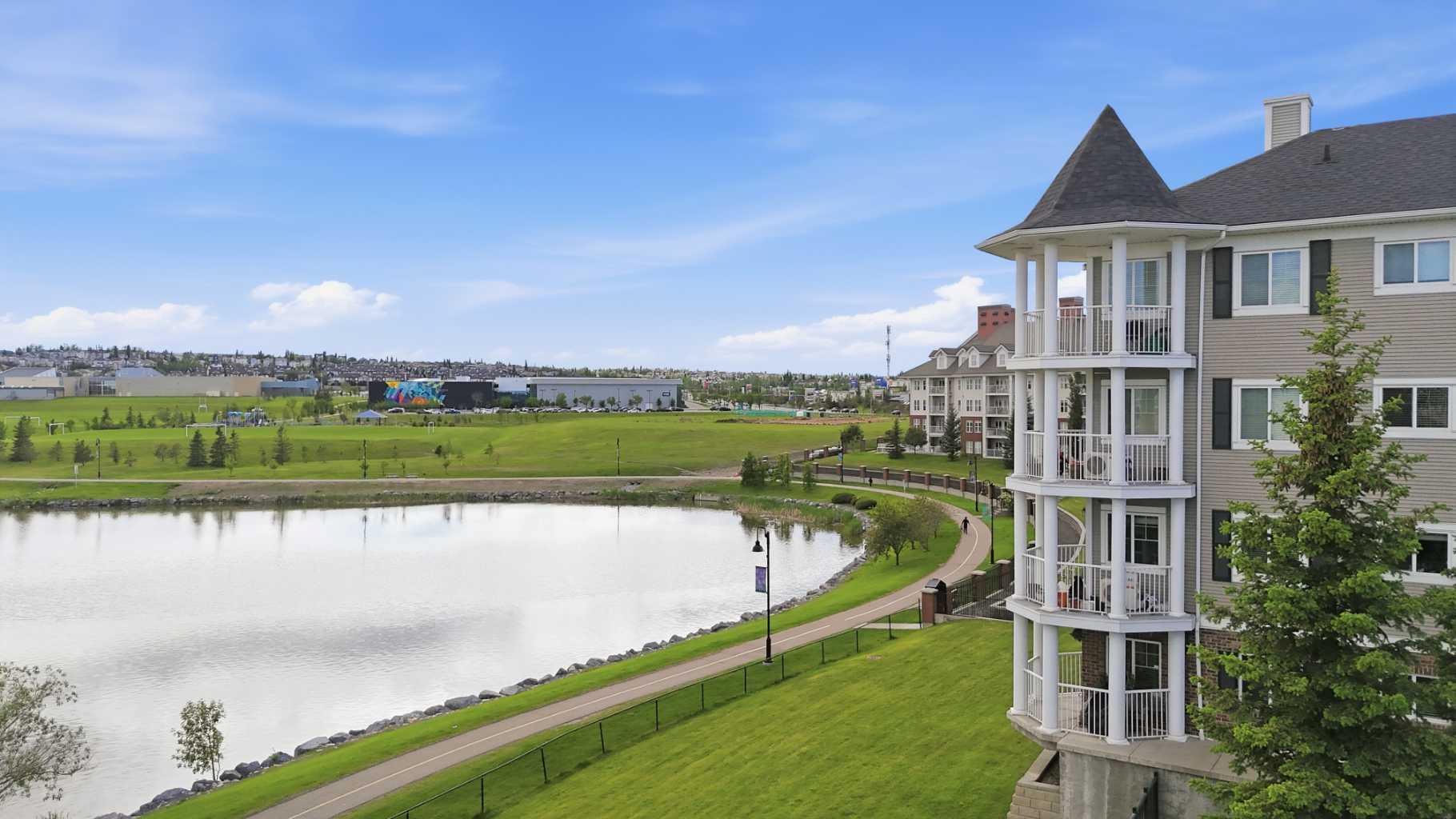 10 Country Village Park NE 3110