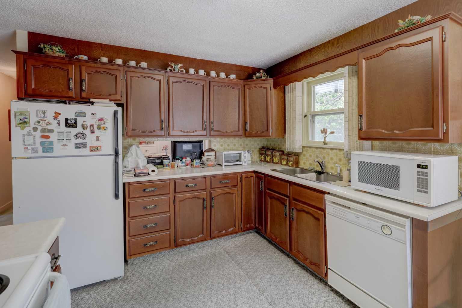 2119 Halifax Crescent NW
