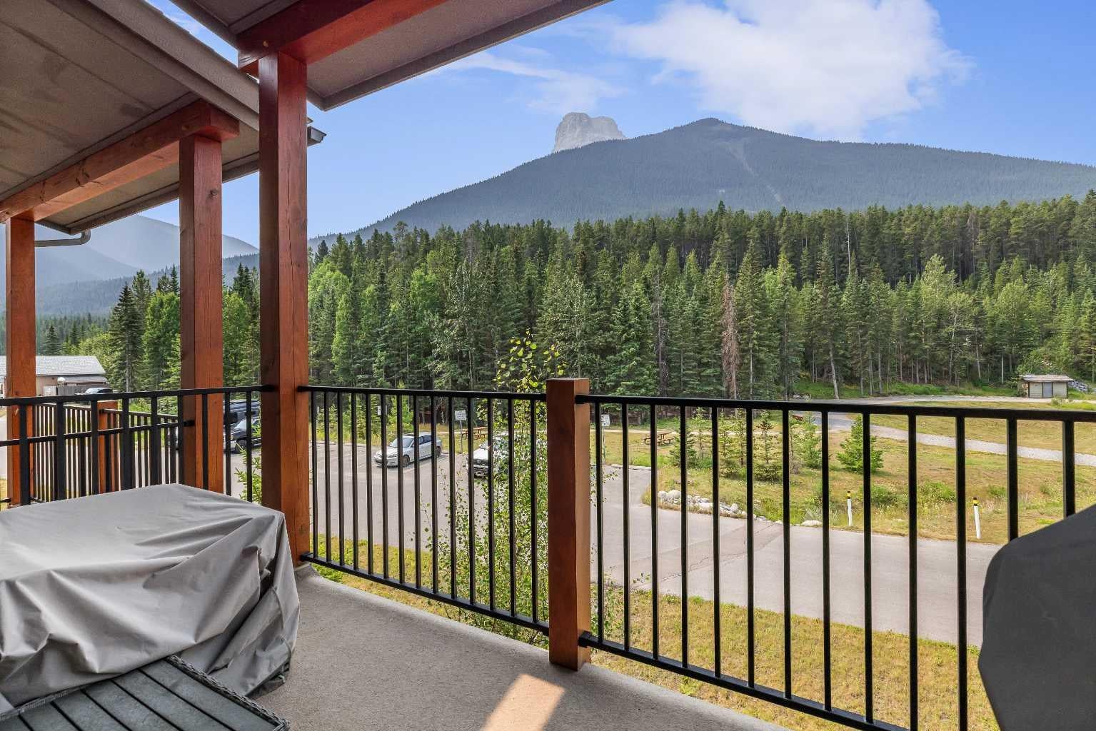 1101 Three Sisters Parkway 105J