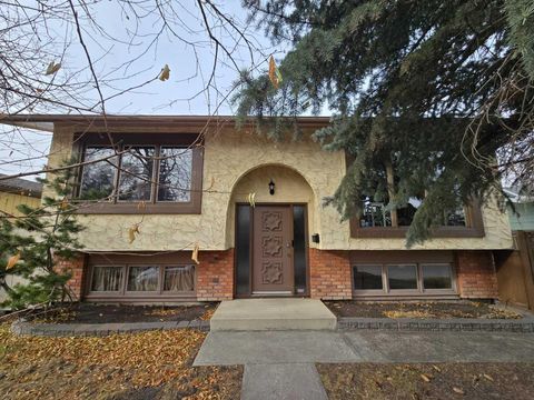 150 Midcrest Crescent SE Calgary AB T2X 1B6