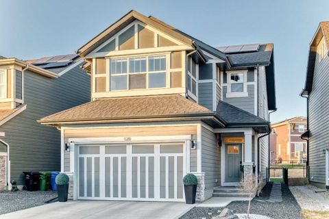 120 Magnolia Manor SE Calgary AB T3M 2Z8