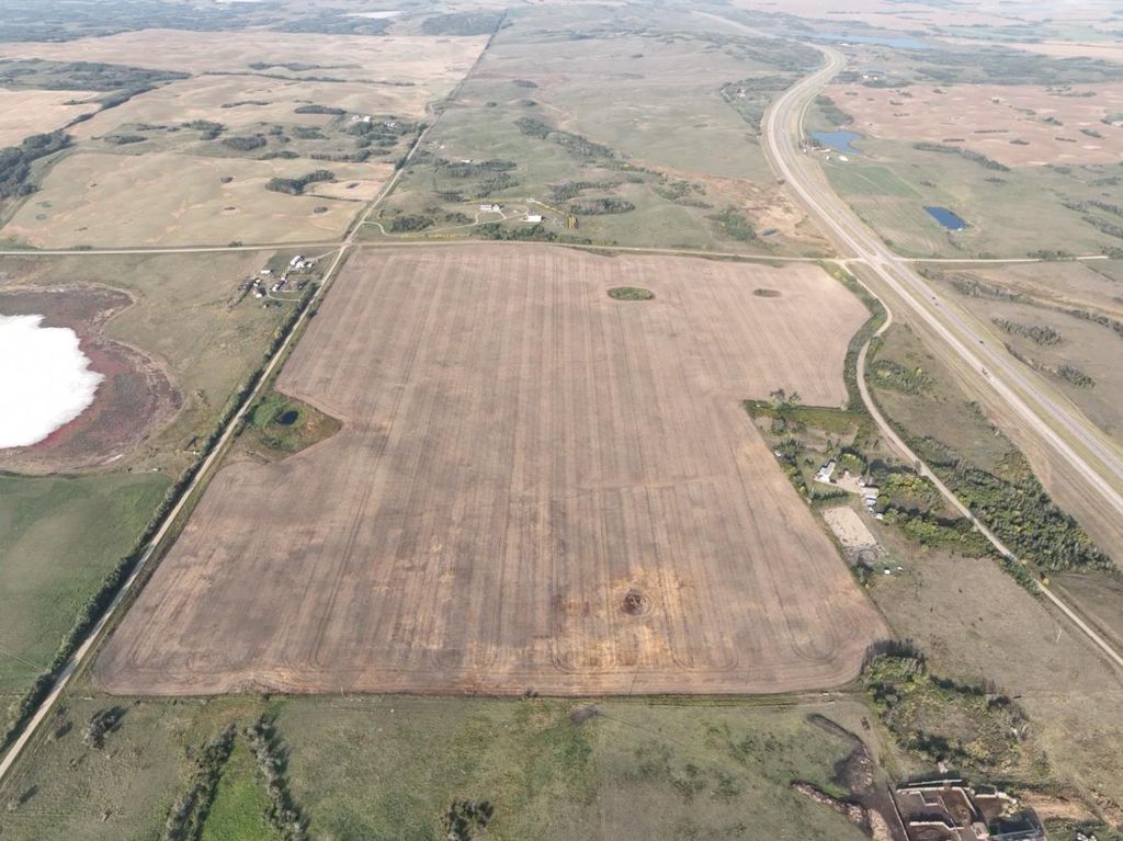 Photo of SW-30-50-4-W4 0, Vermilion, AB T9X 1S5 (MLS # A2283923)