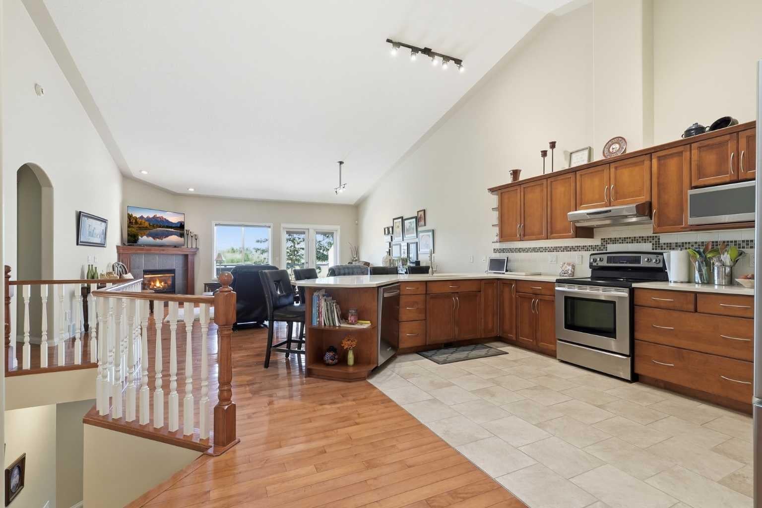 120 Sierra Morena Landing SW