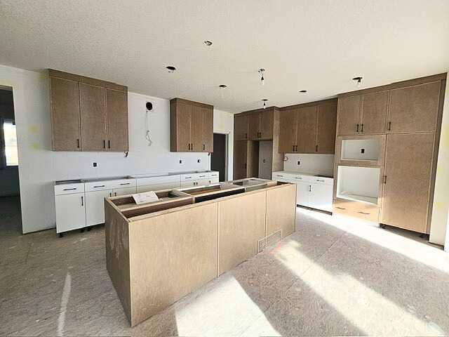 63 Creekside Path SW