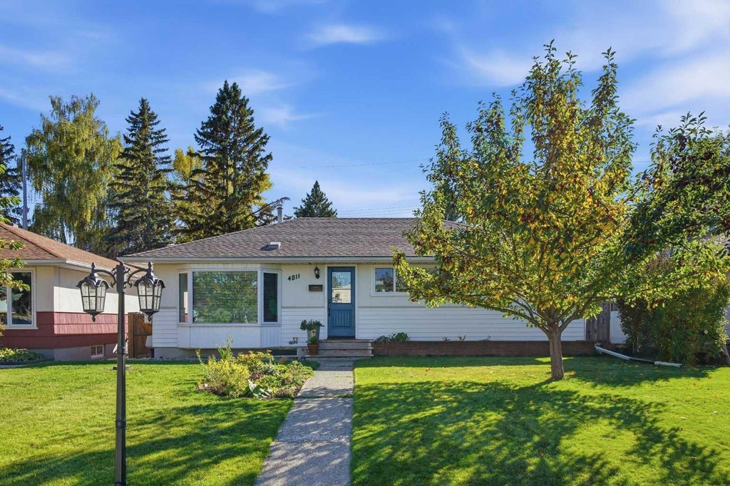 Photo of 4011 25 Avenue SW, Calgary, AB T3E 0L7 (MLS # A2350952)