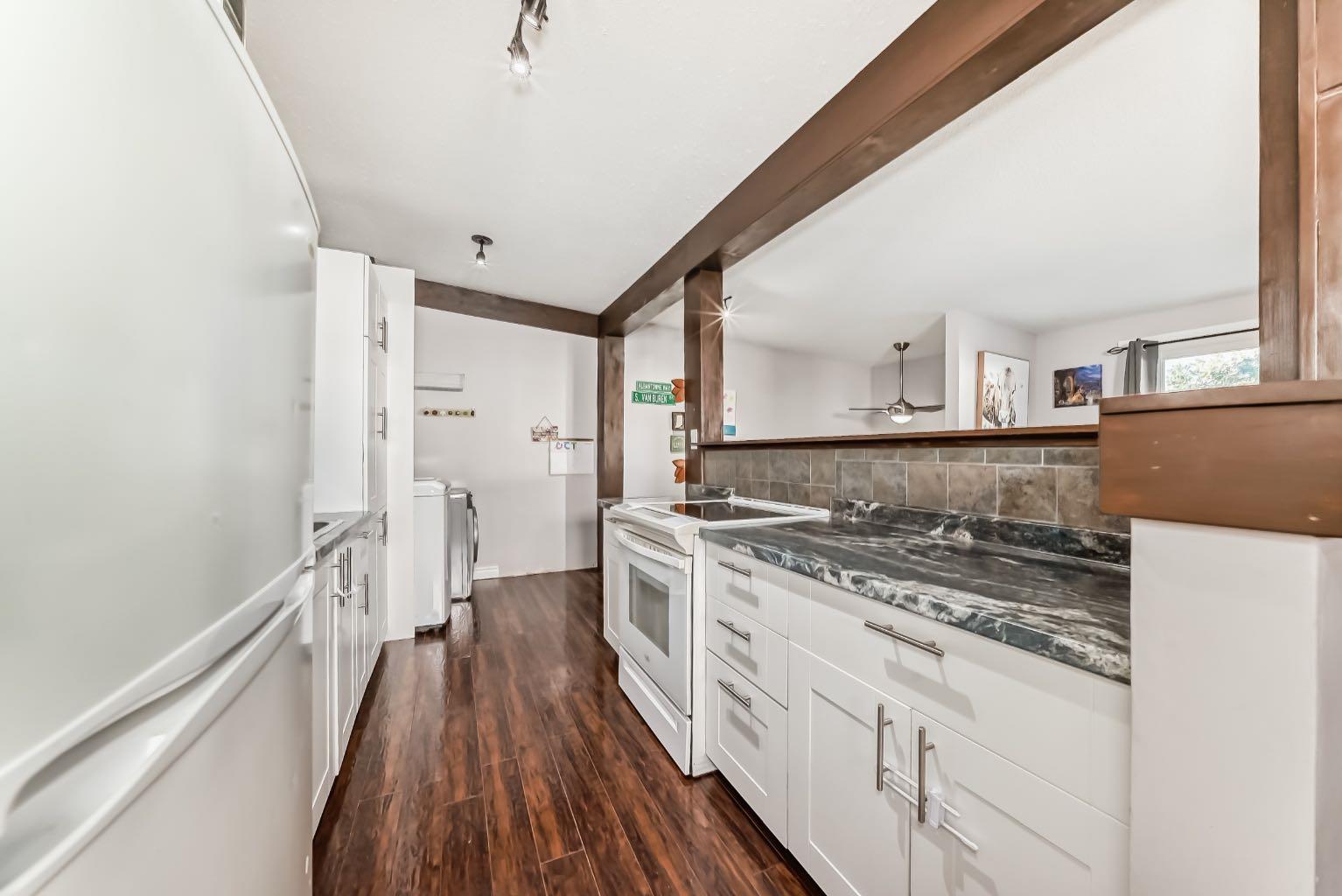 724D Raynard Crescent SE