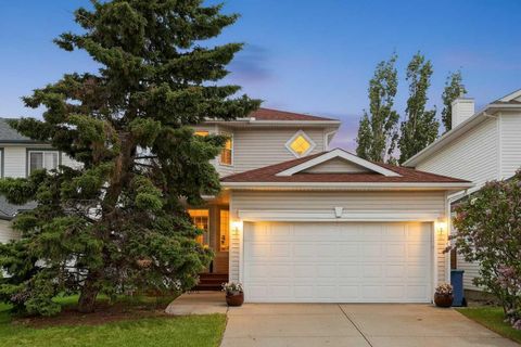 Photo of 84 Hidden Spring Close NW, Calgary, AB T3A 5K2 (MLS # A2319136)
