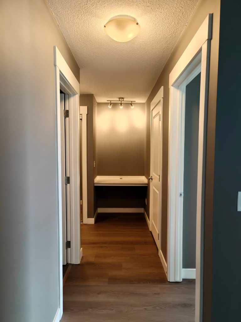 302 Skyview Ranch Drive NE 3402