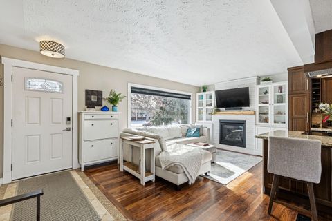 56 Haddock Road SW Calgary AB T2V 3J8