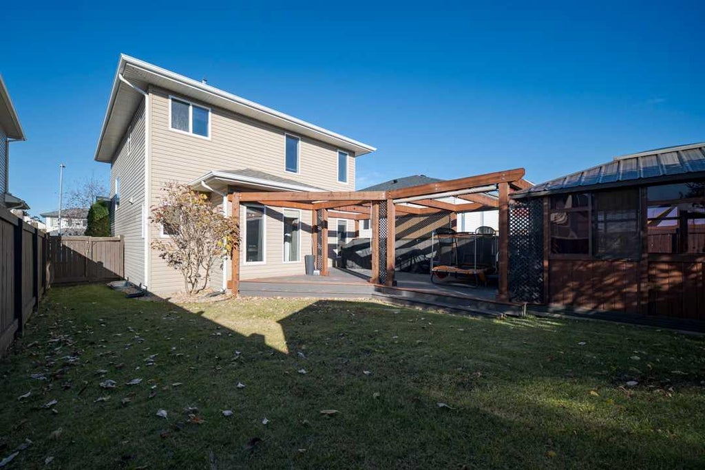 Photo of 158 Pearl Bay, Fort McMurray, AB T9K 0E4 (MLS # A2353956)