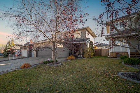 Photo of 158 Pearl Bay, Fort McMurray, AB T9K 0E4 (MLS # A2353956)