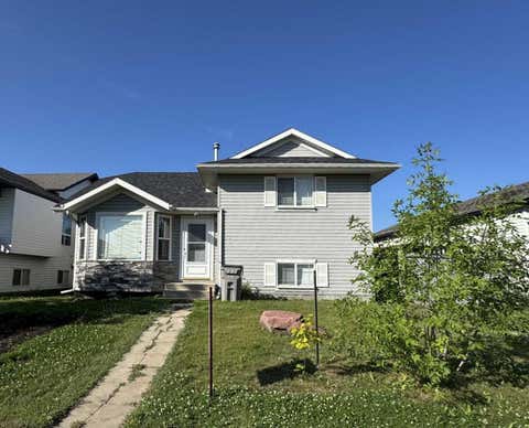 Photo of 108 Pinnacle Boulevard, Grande Prairie, AB T8W 2V7 (MLS # A2302068)