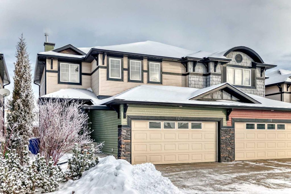 Photo of 120 Springmere Grove, Chestermere, AB T1X 0B5 (MLS # A2310775)