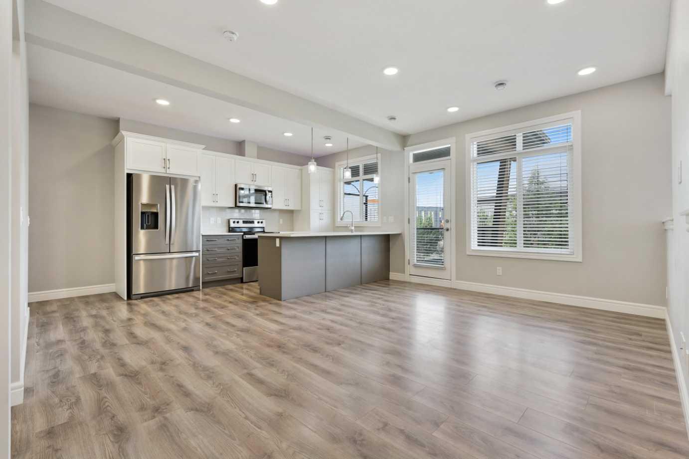 19617 45 Street SE