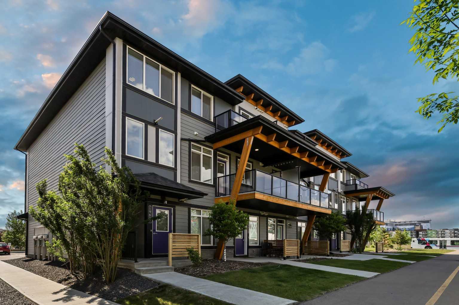 19617 45 Street SE