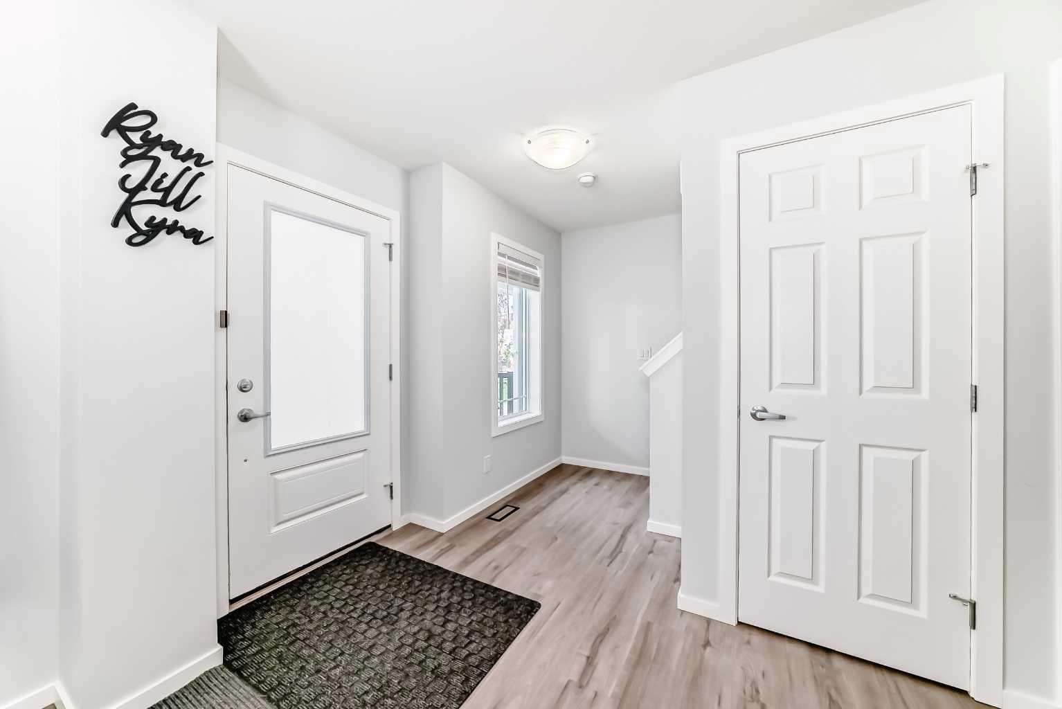 181 Yorkville Boulevard SW