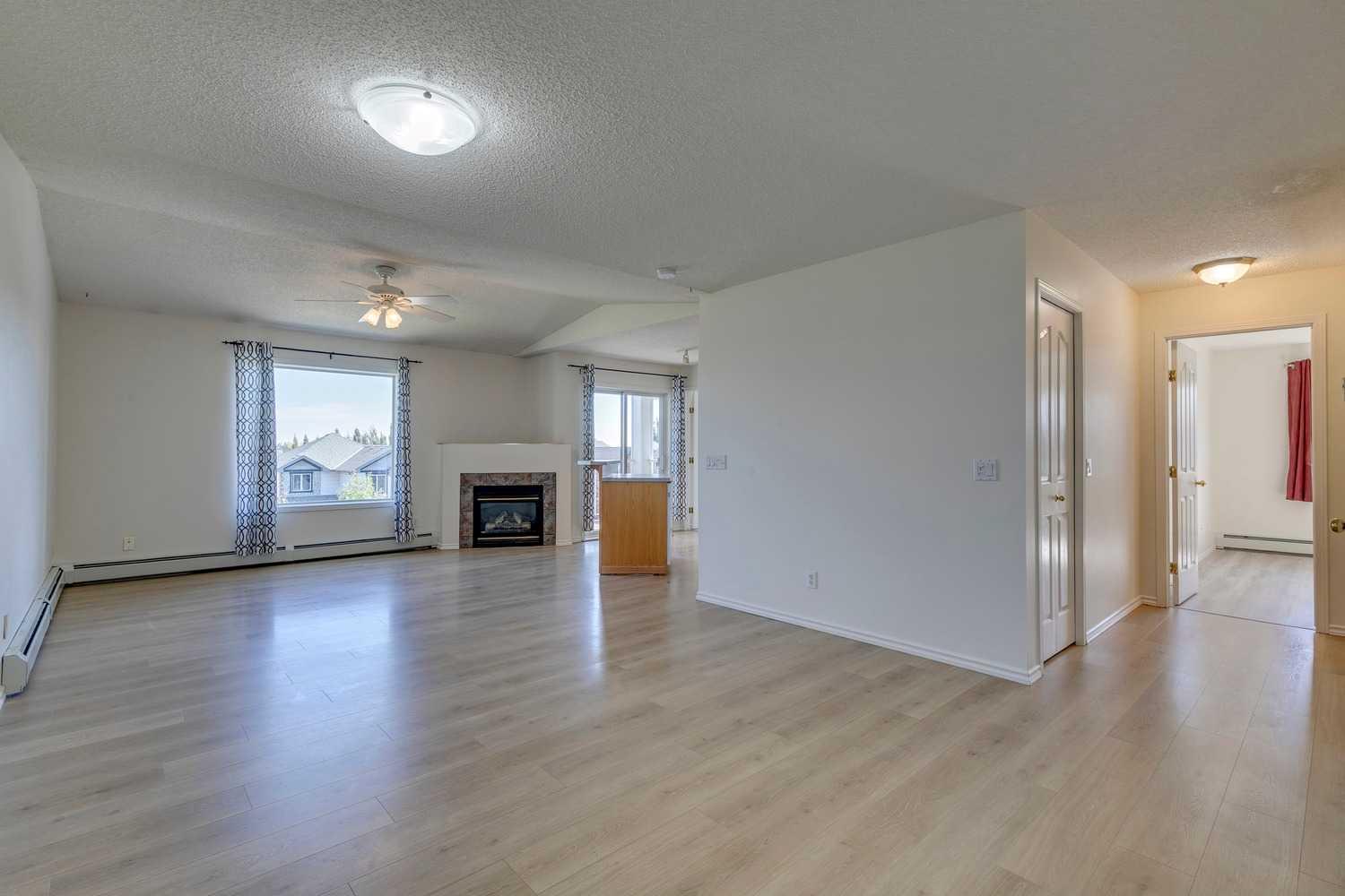 7301 Valleyview Park SE 301