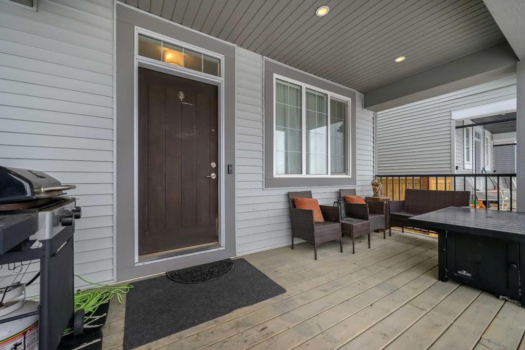 Photo of 221 Ellen Way, Crossfield, AB T0M 0S0 (MLS # A2290979)