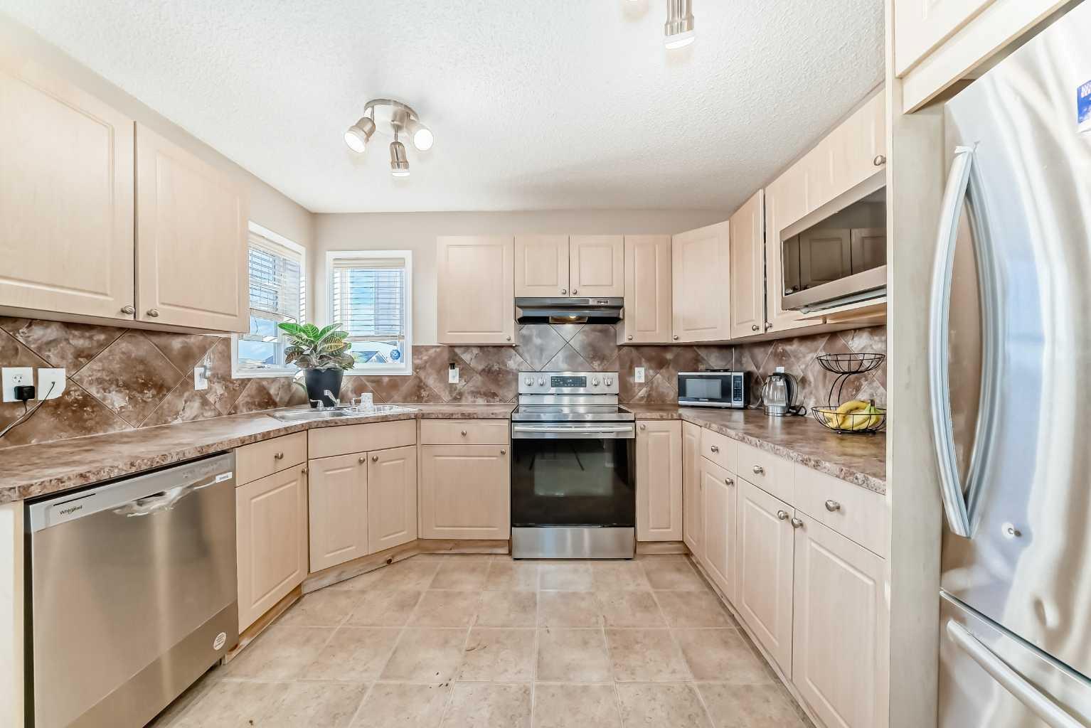 79 Saddlebrook Common NE