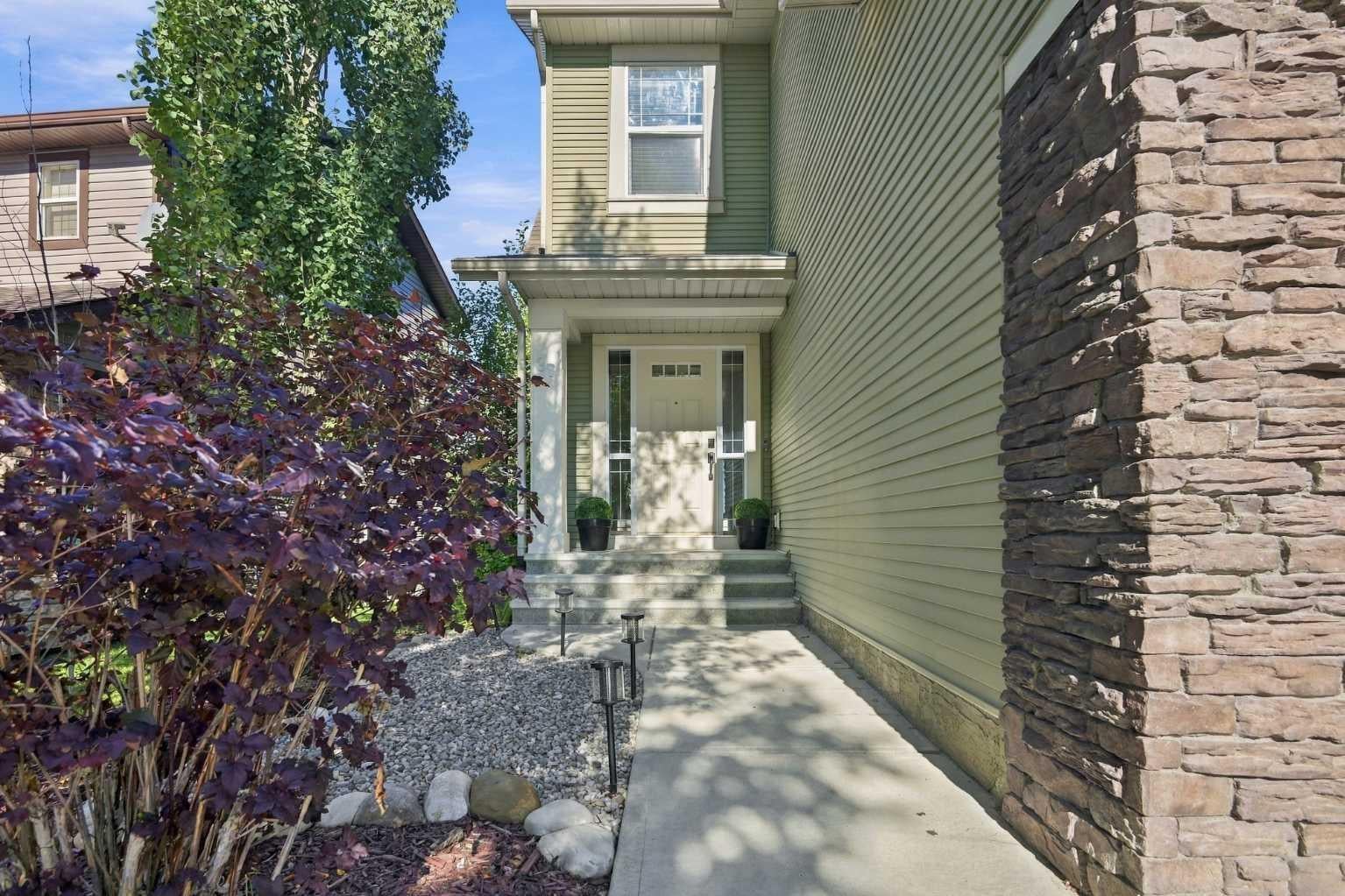 38 Drake Landing Drive