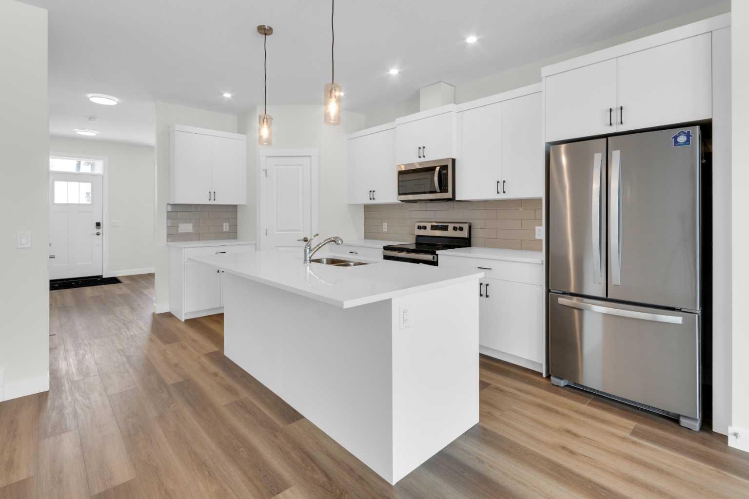 1139 Chinook Winds Circle SW