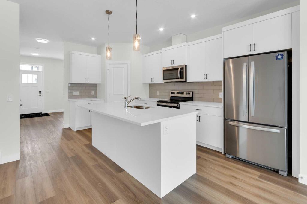 Photo of 1139 Chinook Winds Circle SW, Airdrie, AB T4B 5S7 (MLS # A2292913)