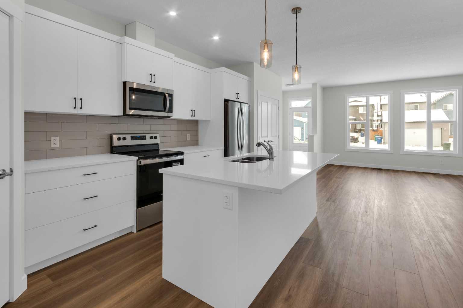 1139 Chinook Winds Circle SW