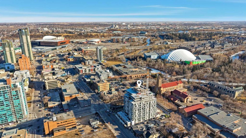 Photo of 210 18 Avenue SW #706, Calgary, AB T2S 0C1 (MLS # A2287583)