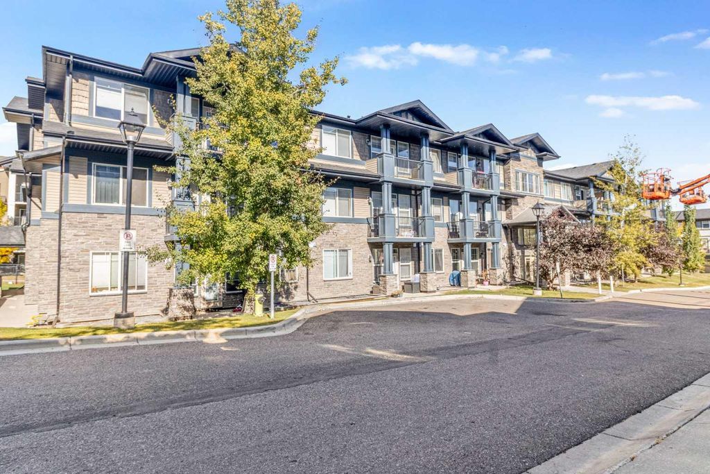 Photo of 10 Panatella Road NW #306, Calgary, AB T3K 0V4 (MLS # A2304829)
