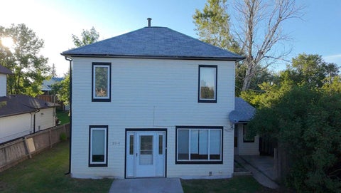 Photo of 2114 22 Street, Nanton, AB T0L 1R0 (MLS # A2321063)