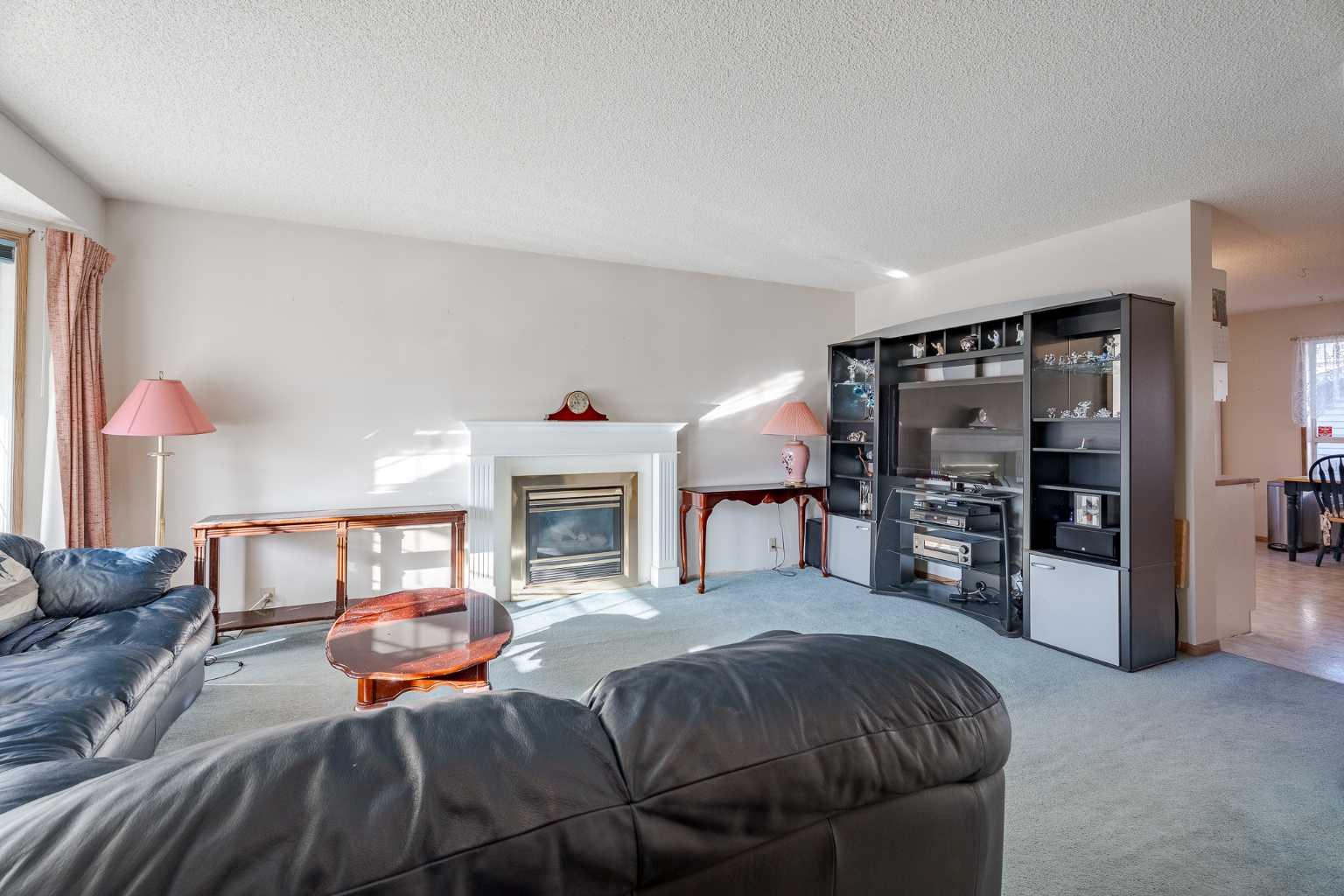 82 Martinridge Crescent NE