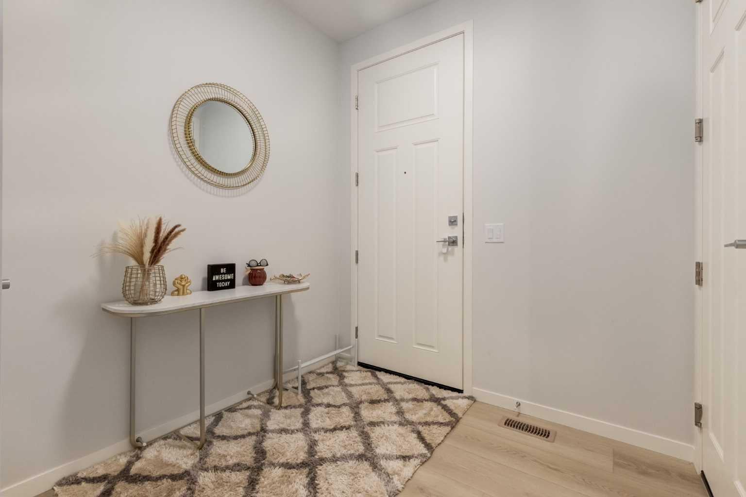 29 Marmot Passage NW