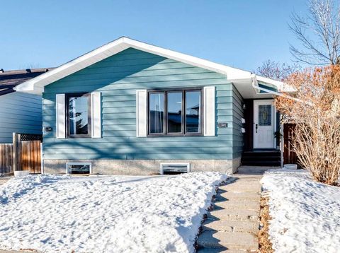 16 Bermondsey Crescent NW Calgary AB T3K 1W2
