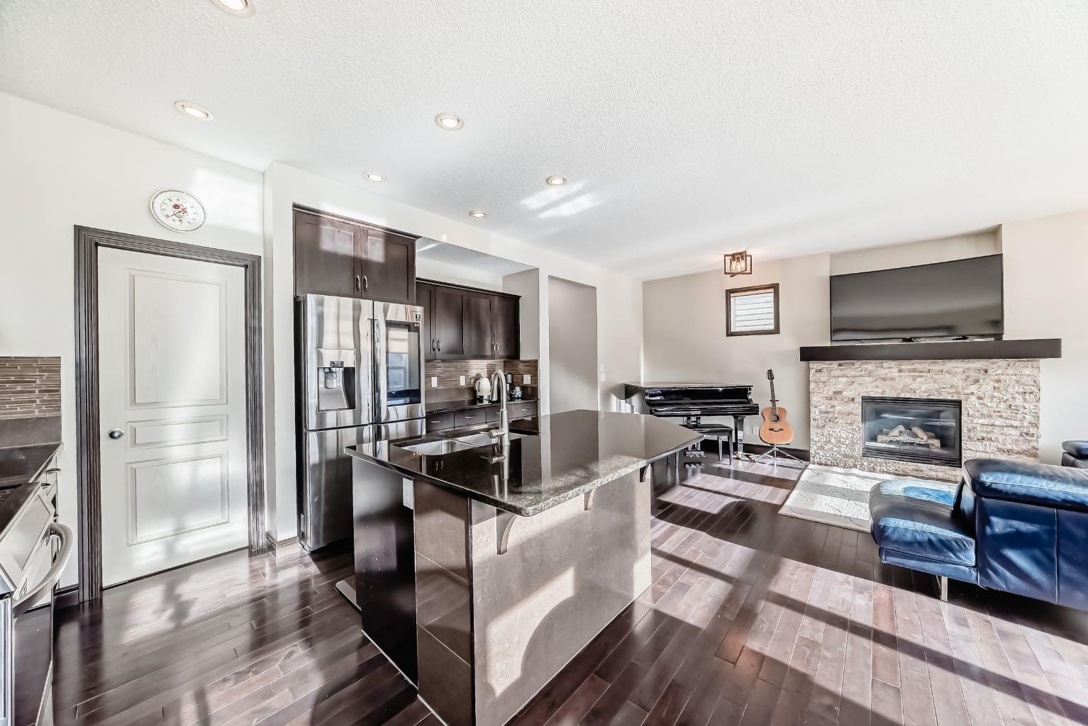 201 Sherwood Heights NW