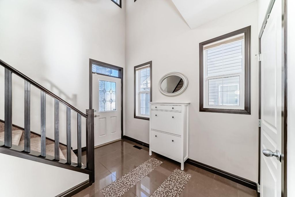 Photo of 201 Sherwood Heights NW, Calgary, AB T3R 0L4 (MLS # A2282059)