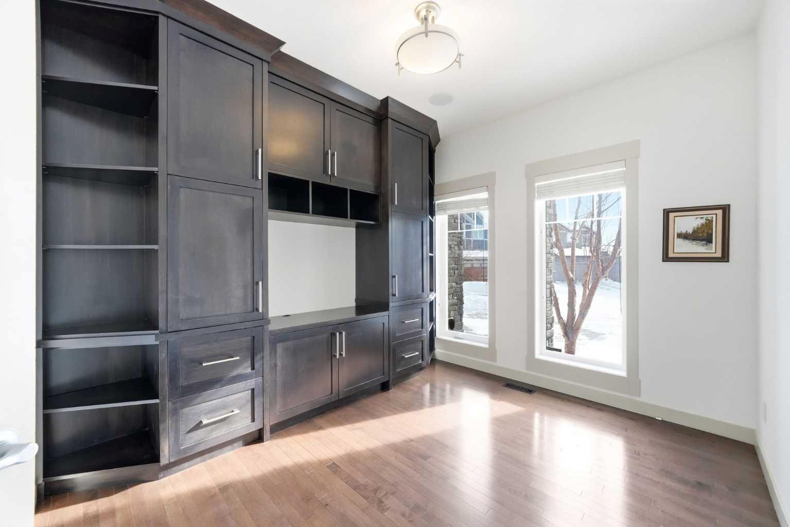 428 Aspen Glen Place SW