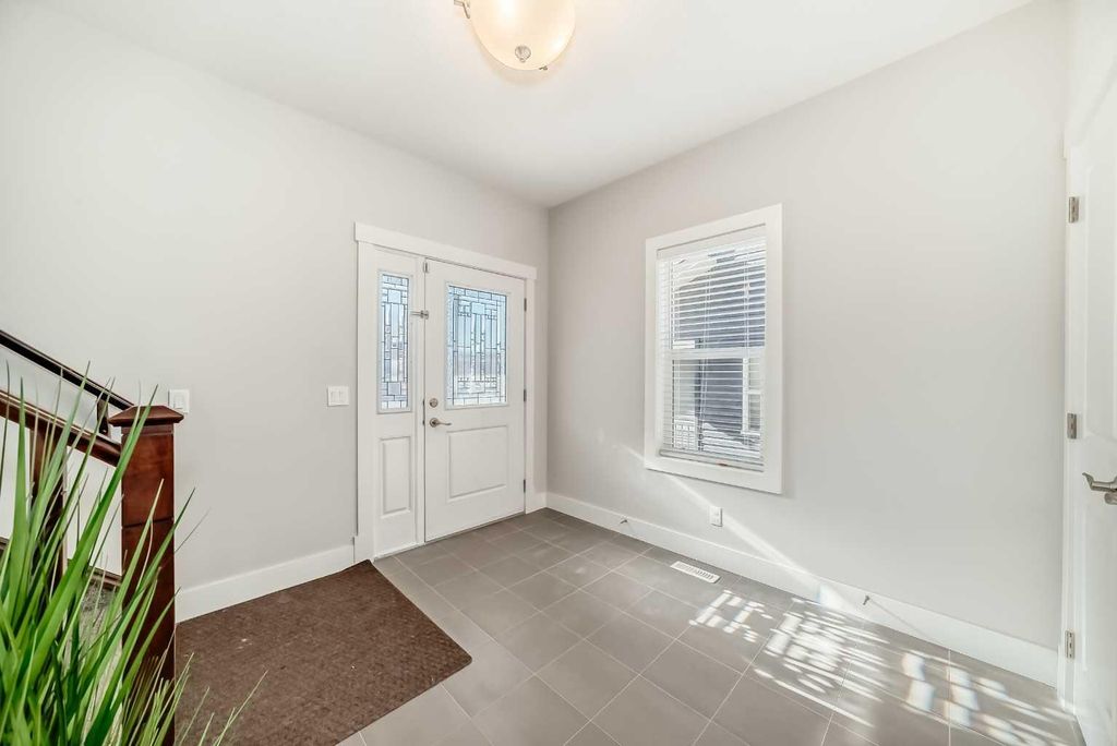 Photo of 14 Evansfield Road NW, Calgary, AB T3P 0L1 (MLS # A2267006)
