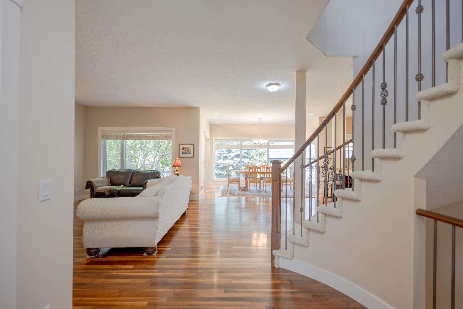 11 Tuscany Glen Green NW