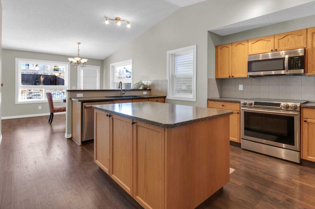 Photo of 24 Evansbrooke Point NW, Calgary, AB T3P 1G9 (MLS # A2293072)