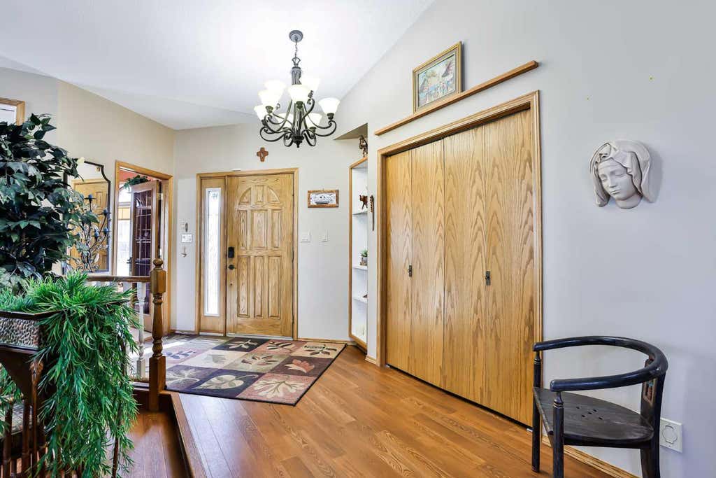 Photo of 2857 6 Avenue S, Lethbridge, AB T1G 1E6 (MLS # A2318891)