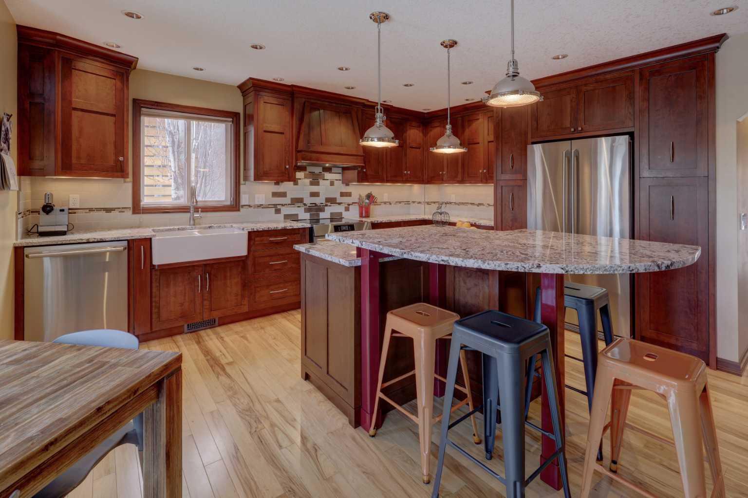 66 Scimitar Point NW