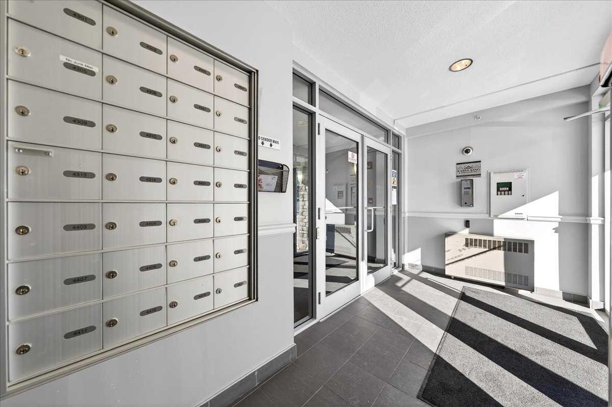 155 Skyview Ranch Way NE 4211